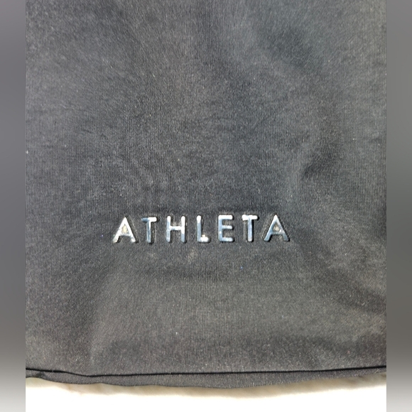 Athleta Black Belt Bag Minimalist Design Durable Nylon Washable Fabric - Picture 7 of 7